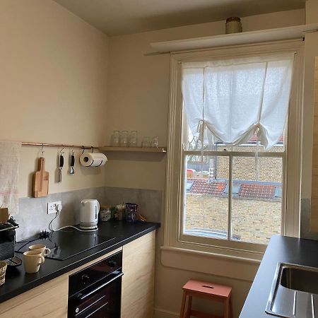Stylish Apt London Excel Olympic Close To Station Leilighet Eksteriør bilde