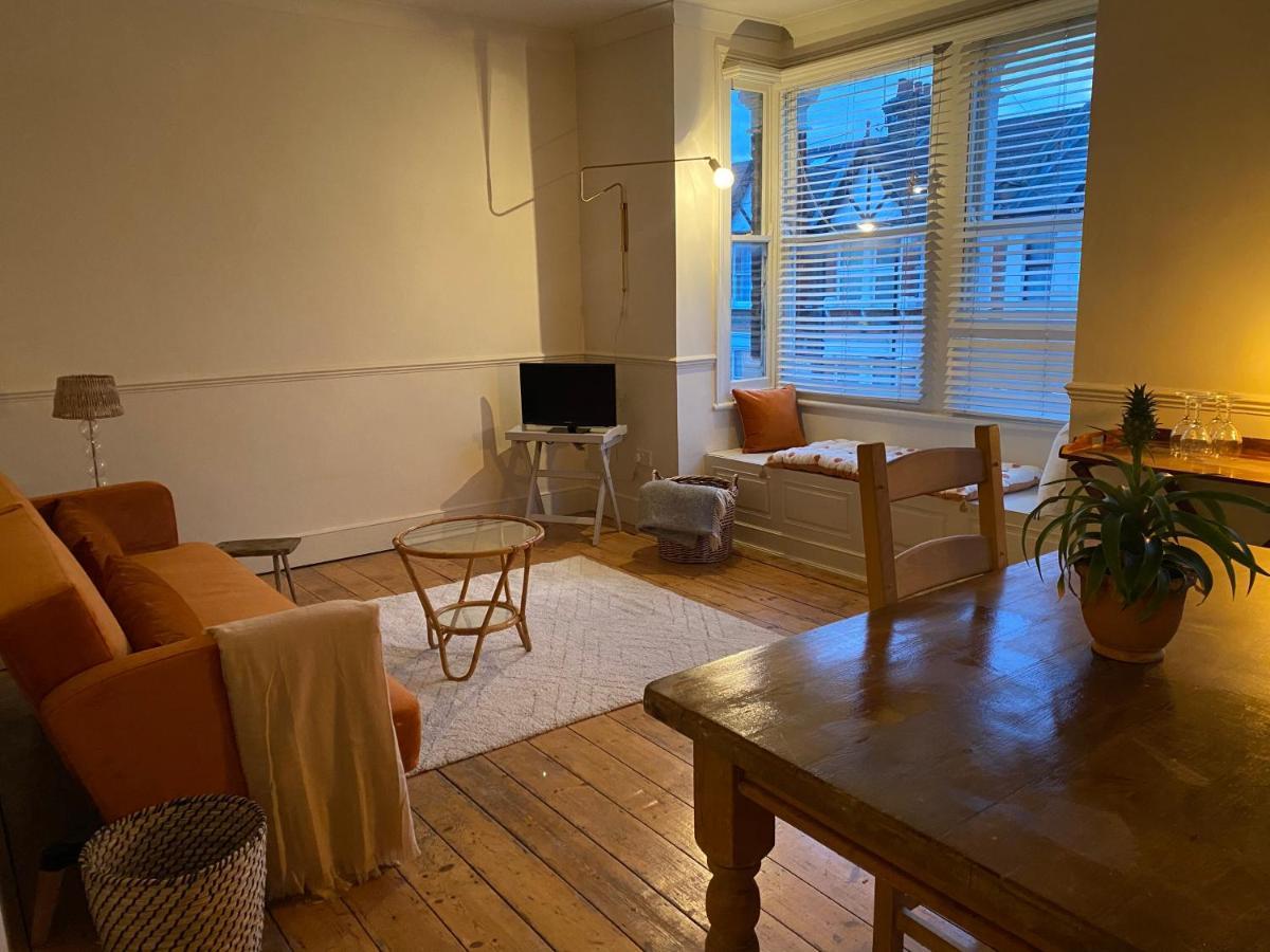 Stylish Apt London Excel Olympic Close To Station Leilighet Eksteriør bilde